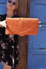 Load image into Gallery viewer, Handmade wheat straw clutch
